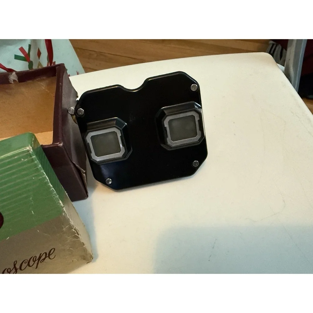 Viewmaster‎ Stereoscope with box